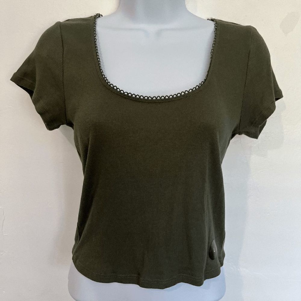 Bozollo Women’s Olive Green Picot Trim Tee Cropped Large New